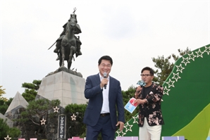 트로트 여왕 장윤정과 함께한다!  ‘서울 관악 강감찬 가요제’ 참가자 모집