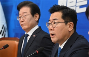 발언하는 박찬대 원내대표