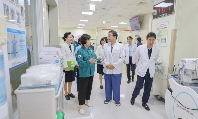 “추석연휴? 하루 1만명 못받아' 현직 의사가 말하는 응급실의 실체