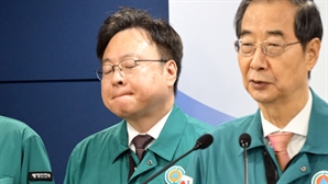굳은 표정의 조규홍 보건복지부 장관