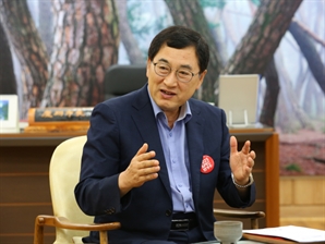 “APEC 정상회의 계기로 경주 문화유산 전 세계에 알릴 것”