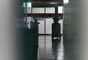 [야간진료 셧다운 응급실 가보니]병상 있어도 의료진 부족…"추석때가 더 걱정"