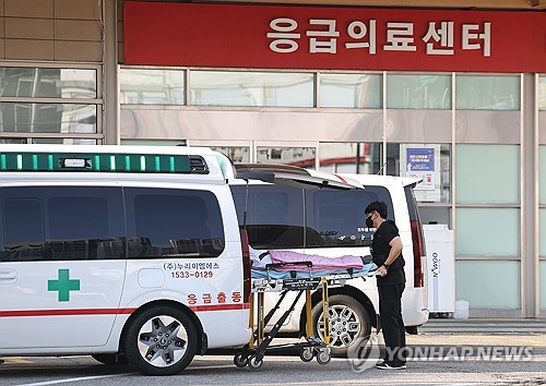 배에 30cm 자상 입었는데…4시간 넘게 응급실 10곳서 거부 당해