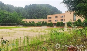 아파트 지을려고 학교 부지 매입했는데…첫 삽도 못 뜬 포스코이앤씨