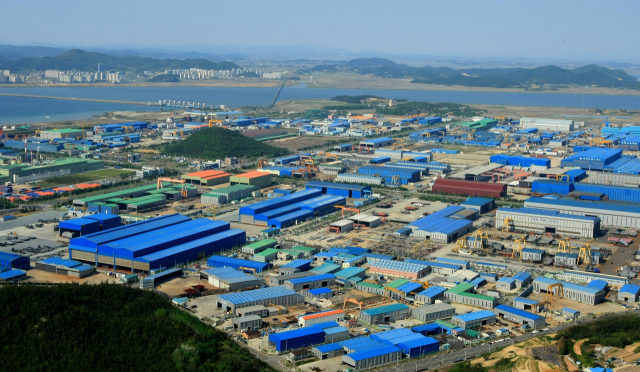 기반시설 정비·공장 리뉴얼…'전남 산단 대개조'