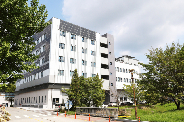 대전 한국기계연구원의 ‘스마트 제조장비 실증 실험동’ 전경. 사진 제공=기계연