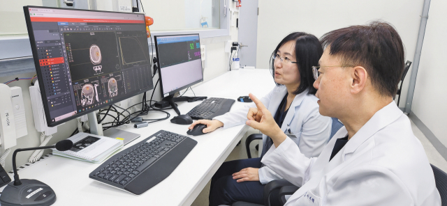 악성 뇌종양 잡는 ‘4세대 암치료기’ 국산화 가속도