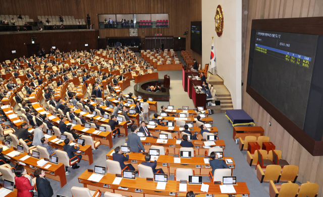 원내선 '국힘 단일대오' 재확인…방송4법 등 거부권 법안 줄폐기