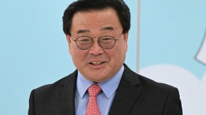 후보 등록 위해 서울시 선관위 찾은 조전혁