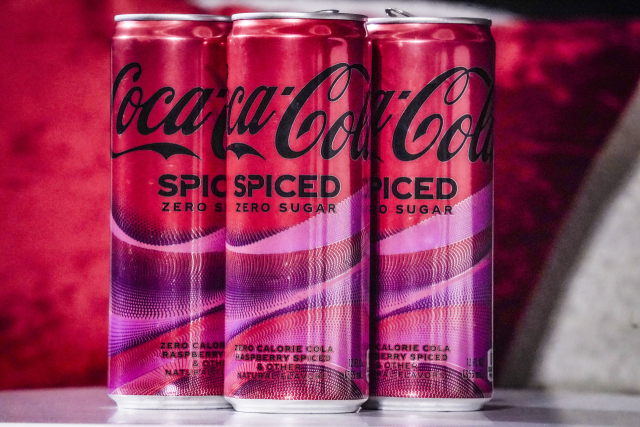 ‘코카콜라 스파이스드(Coca-Cola Spiced)’. 사진=AP 연합뉴스