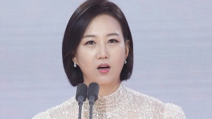 장윤정 "입 벙끗하는 립싱크 절대 안 해…불편했을 분들께 사과"