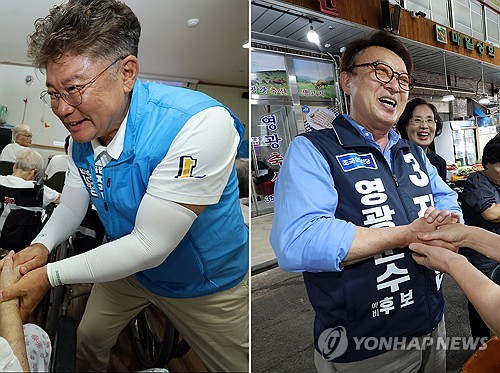 지난달 13일 오전 전남 영광군 영광읍에서 10·16 영광군수 재선거에 출마하는 더불어민주당 장세일 후보(왼쪽)와 조국혁신당 장현 후보(오른쪽)가 유권자들과 인사하고 있다. 영광=연합뉴스