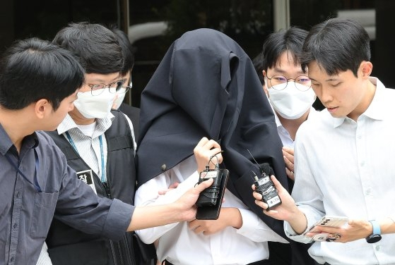 '군의관 블랙리스트'도 있었다…'파견 연장 신청' 허위 정보도 유포