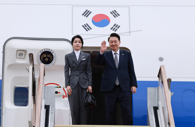 尹, 동남아 순방 출국…아세안 경제영토 확장