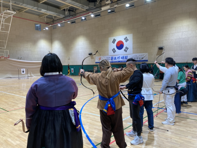 서울 중구, 훈련원 공원에서 열린  130년 만의 활쏘기 대회 성료