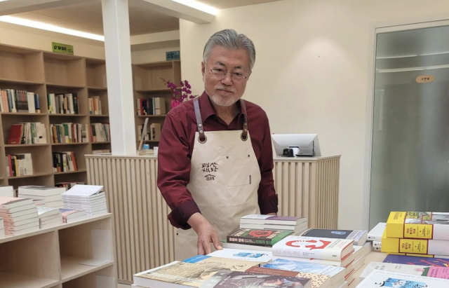 文 “한강, 노벨문학상과 가장 가까운 작가라 생각…드디어 이런 날이”