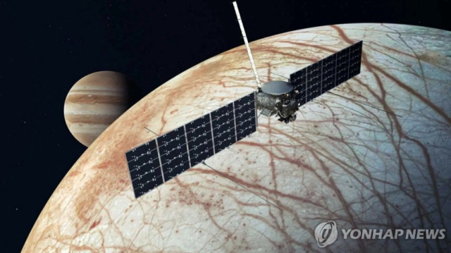 NASA, 목성 위성 유로파 탐사선 발사…생명체 가능성 찾는다