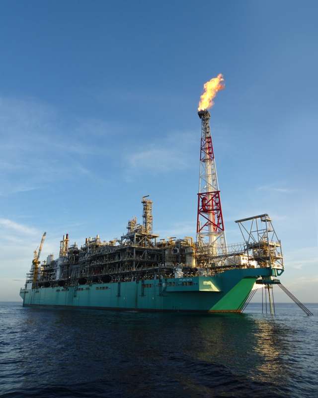 한화오션이 세계 최초로 건조해 인도한 LNG-FPSO. 사진제공=한화오션