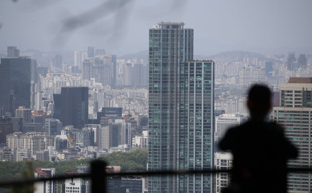 2021년 5월 서울 강남구 대모산 전망대에서 바라본 강남 아파트 일대. 사진은 기사와 직접적인 관련이 없습니다. 연합뉴스