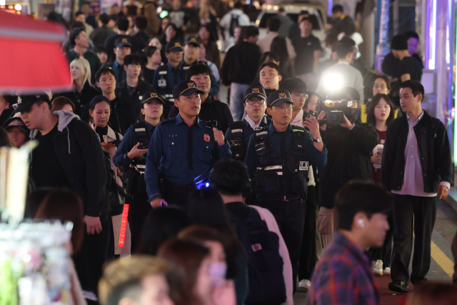 “경찰복 착용시 처벌”…경찰, 핼러윈 주간 집중 단속