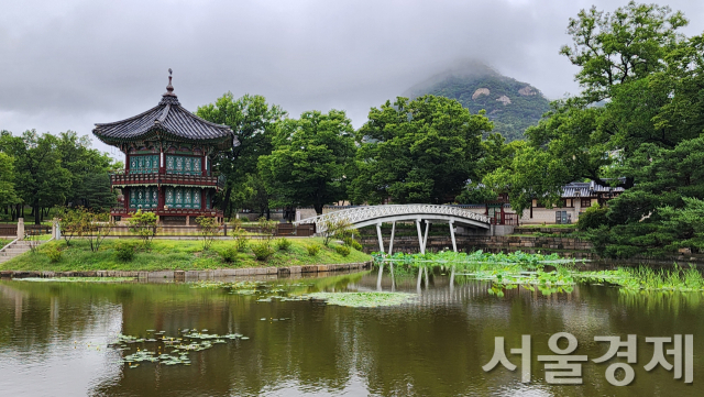 ‘고종과 명성왕후의 사랑·슬픔’…경복궁 건청궁·향원정 내부 개방