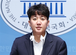 이준석 “대통령실, 김건희-허은아 통화 왜 흘렸는지 궁금”