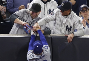 “추한 플레이”…MLB 먹칠한 ’역대급 민폐’ 나왔다는데