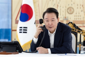 尹·트럼프, 이른 시일내 회동…트럼프 "美조선업, 한국 도움 필요"