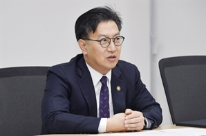 김범석 기재차관 "3차 투자활성화 대책 연내 마련"