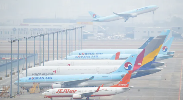 인천국제공항 주기장에 세워진 여객기 모습. 연합뉴스