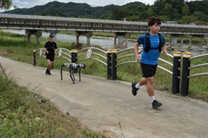 로봇이 마라톤도 완주한다…KAIST, 라이보2 42.195㎞ 도전[사이언스포커스]