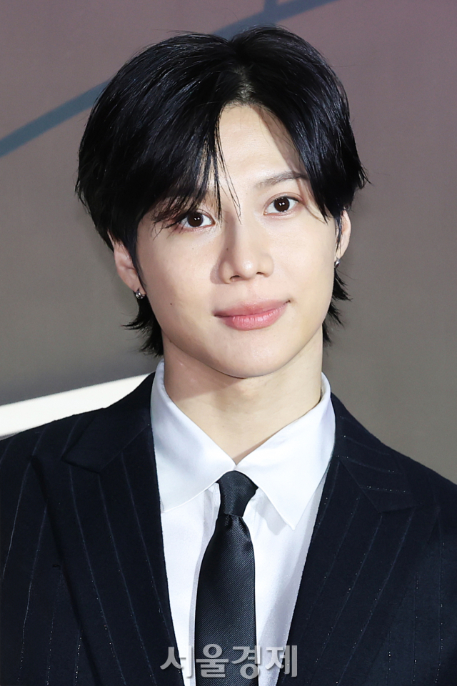 그룹 샤이니(SHINee) 태민이 16일 인천 중구 인스파이어 아레나에서 열린 ‘제1회 코리아 그랜드 뮤직 어워즈(KGMA)’ 레드카펫에서 포즈를 취하고 있다. 김규빈 기자 2024.11.16