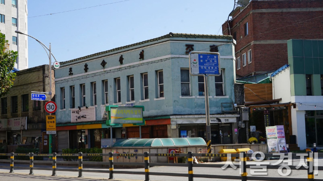 인천 구 조흥상회 전경. 사진 제공=국가유산청