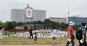 10시간만에 말 바뀐 ‘연초 추경론’…與·기재부는 당혹