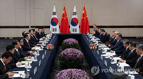 지난 16일 페루 리마에서 개최된 한중 정상회담. 연합뉴스