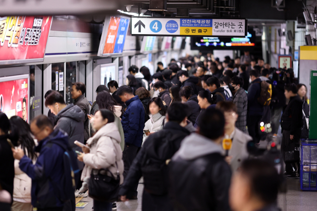 ‘비정규직·기재부·노조·시민’…공공 파업, 4가지 난제 탓 되풀이