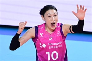 1R 이어 2R에도…김연경, V리그 MVP 선정