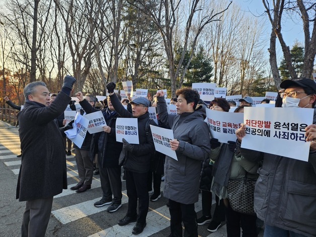 의사단체 특위 이탈… 정책 참여·자문 거부… 좌초 우려 커지는 의료개혁