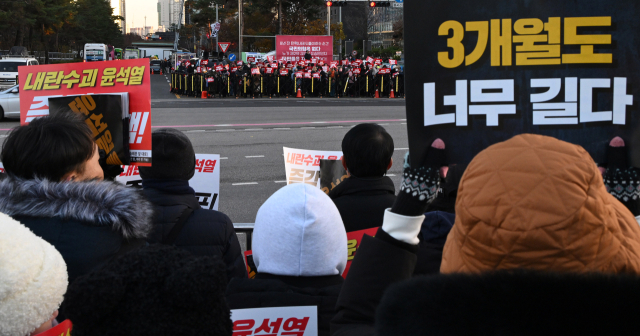 지난 6일 국회의사당 앞에서 윤석열 대통령 탄핵 집회가 열리고 있다. 오승현 기자