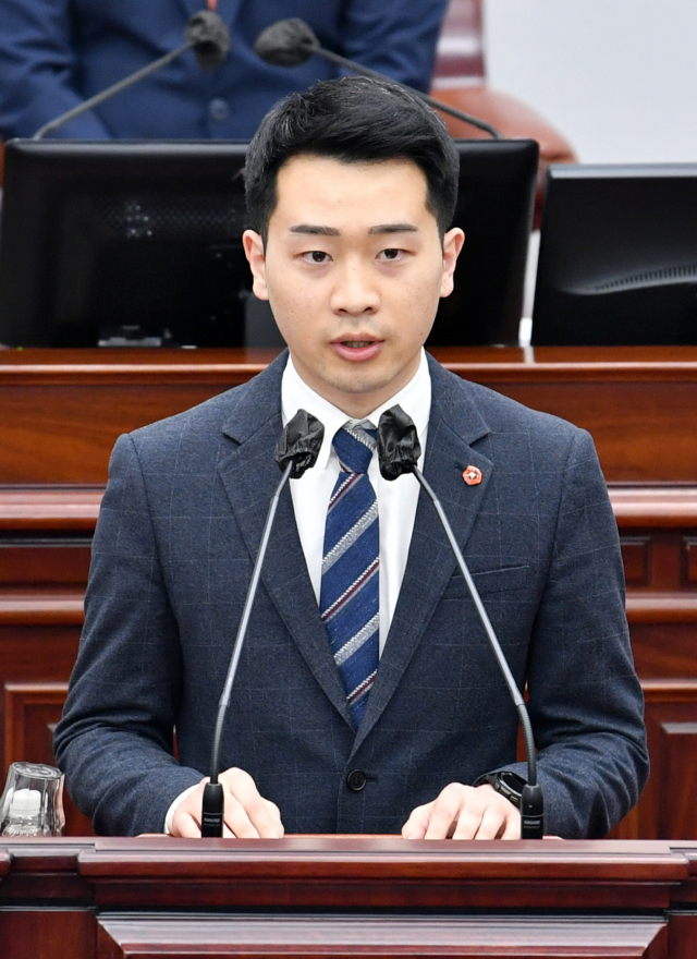 강경흠 전 제주도의원. 뉴스1