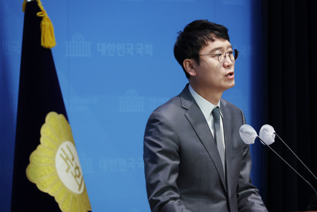 김웅 '국민의힘 바보 아냐…내란죄 저지른 사람이 어떻게 대통령 자리에 있나'