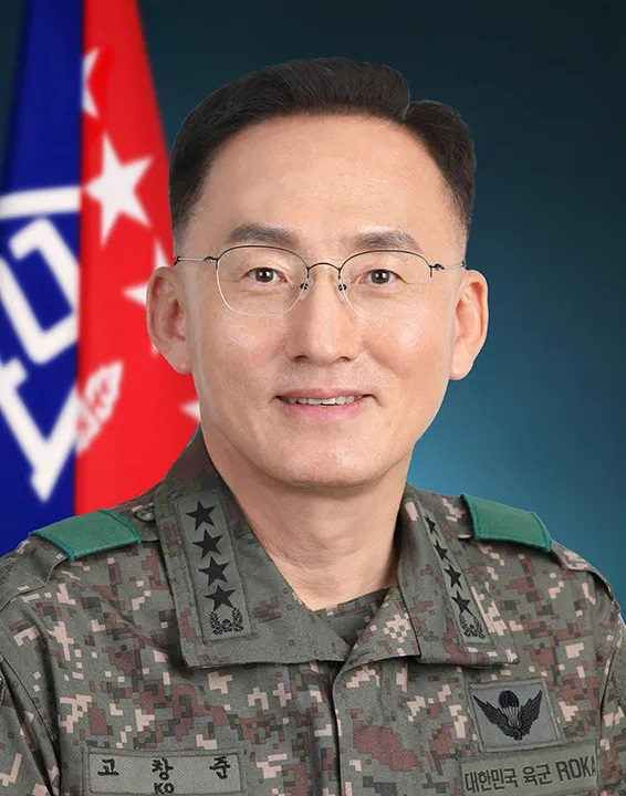 ‘별 17개’ 軍수뇌부 줄줄이 직무정지…육군총장 대리에 고창준 대장