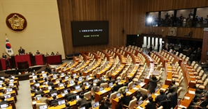 野, 탄핵 표결 불참 의원 제명·국민소환 법안 발의