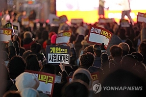 尹 탄핵안 재표결 디데이…전국서 '퇴진 촉구' 한목소리