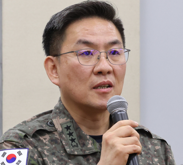 '계엄 당시 尹, '끌어내라' 2차례 지시… ‘왜 못 끌어내냐’고 화도 냈다” 수방사령관 진술