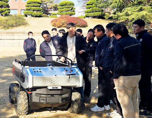 “농업 로봇 사업 준비 완료”…대동, 자율주행 운반로봇 서비스 기술 교육 진행