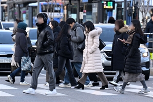 찾아온 강추위…'올겨울 들어 가장 추워'