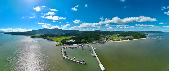 10년의 도전 끝에 해양수산부 국가어항 예비대상항으로 선정된 율포항 전경. 사진 제공=보성군