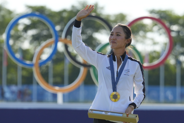 리디아 고가 파리올림픽에서 금메달을 받은 소식이 골프위크가 선정한 LPGA 최고 뉴스였다. 사진 제공=AP연합뉴스