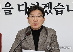 여야, 정쟁 자제 움직임…野, 崔대행 압박수위 조정